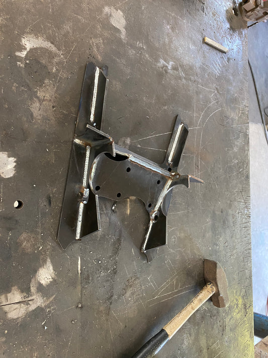 Polaris xp 1000/turbo rack and pinion mount