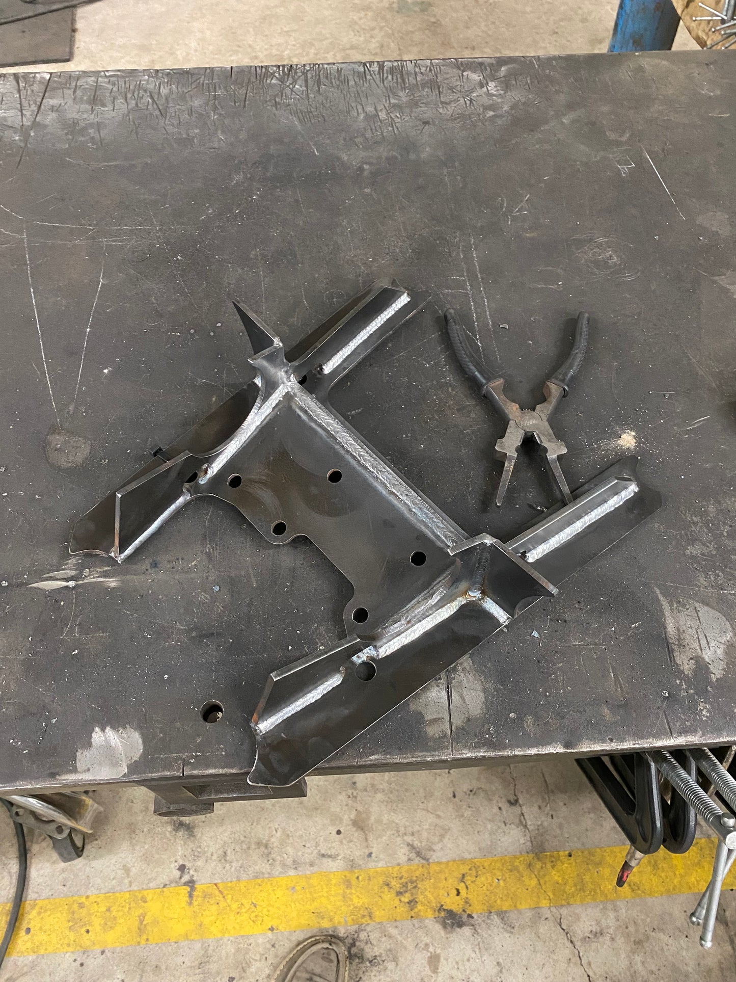 Polaris xp 1000/turbo rack and pinion mount
